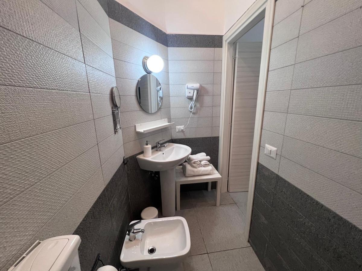 Apartment In The Center Napoli Eksteriør bilde